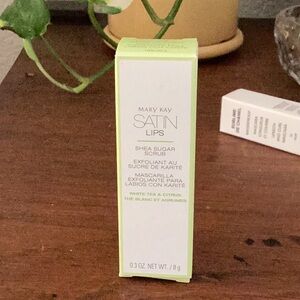 Mary Kay Satin Lips Shea Sugar Scrub - White and Green